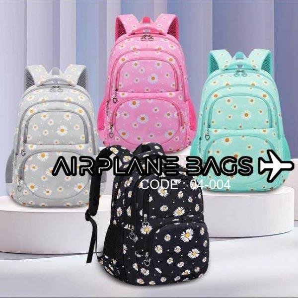 شنطة ظهر للبنات  - شنطة مدرسية - خفيفة الوزن ومتينة وواسعة