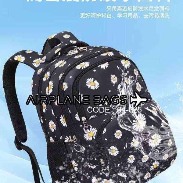 شنطة ظهر للبنات  - شنطة مدرسية - خفيفة الوزن ومتينة وواسعة