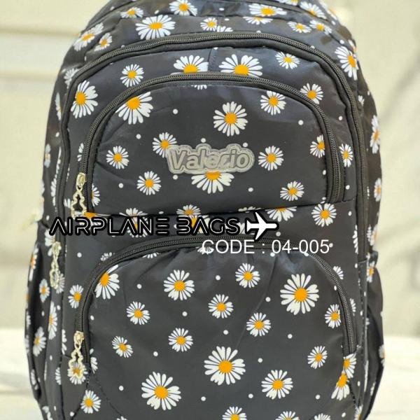 شنطة ظهر للبنات  - شنطة مدرسية - خفيفة الوزن ومتينة وواسعة