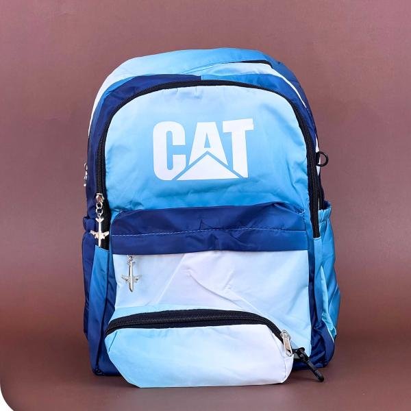 شنطة ظهر وتربروف مستورد وسط 2حاجذ