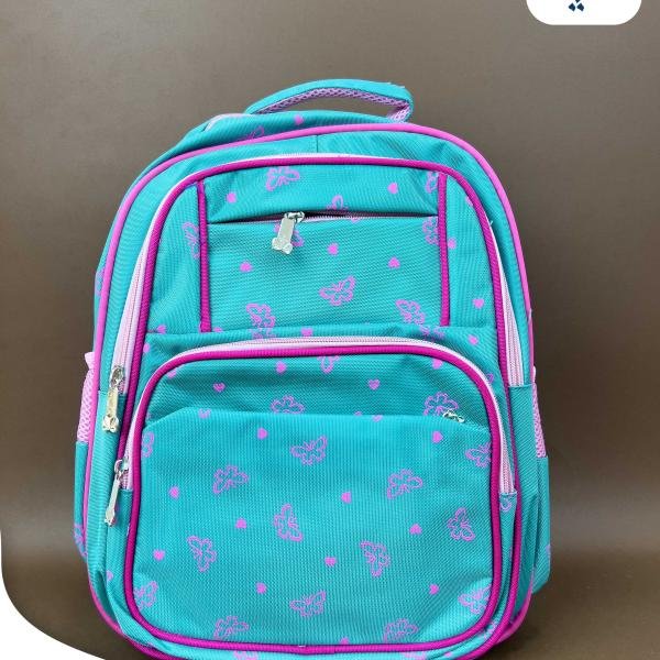 شنطة ظهر مدرسية للاطفال من Sila