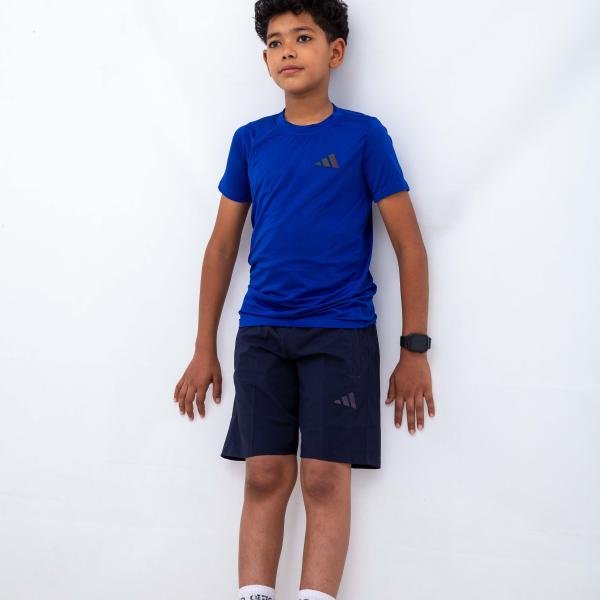 طقم تيشرت مع شورت رياضي للرجال والاطفال