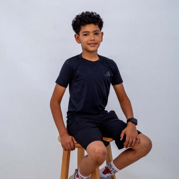 طقم تيشرت مع شورت رياضي للرجال والاطفال